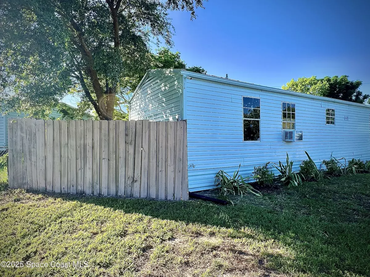 Mims, FL 32754,3406 Brockett RD