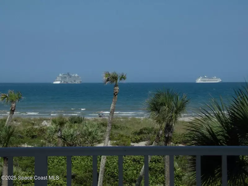 605 Shorewood DR #E303, Cape Canaveral, FL 32920