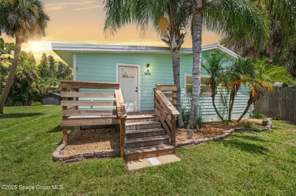 1668 Oceana DR, Merritt Island, FL 32952