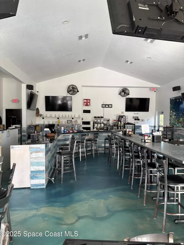 Cocoa Beach, FL 32931,142 N Atlantic AVE