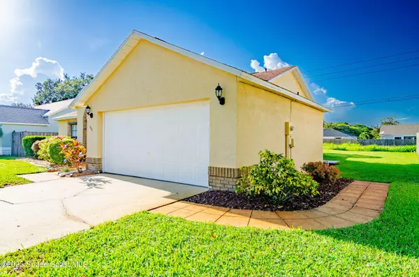 Rockledge, FL 32955,900 Jamestown DR