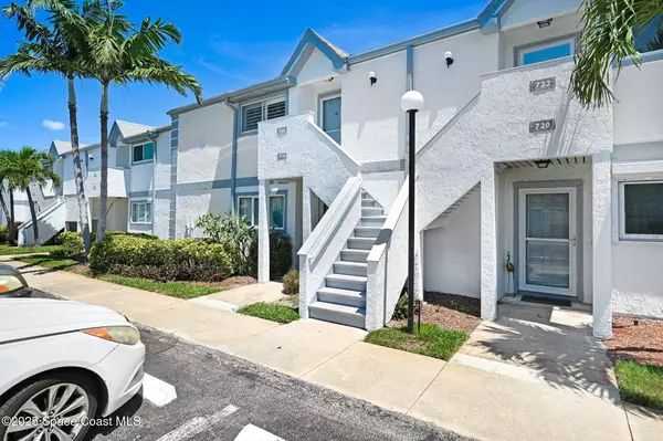 Cape Canaveral, FL 32920,718 Beach Park LN #V286