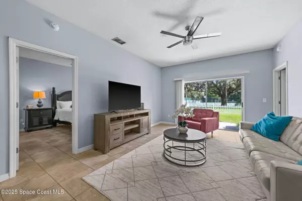 Oviedo, FL 32765,1850 Emerald Green CIR