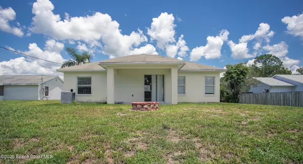 Palm Bay, FL 32907,1752 Valcourt ST NW