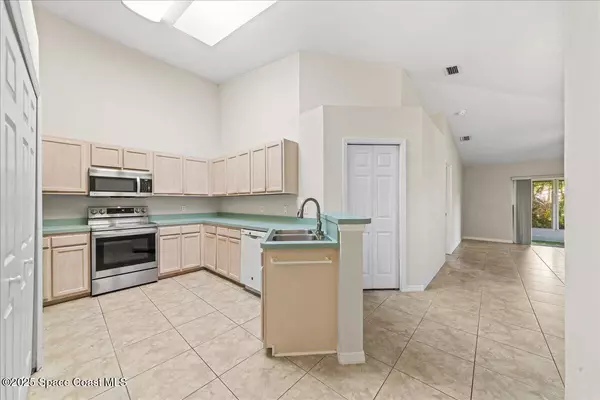 Satellite Beach, FL 32937,47 Sunset ST