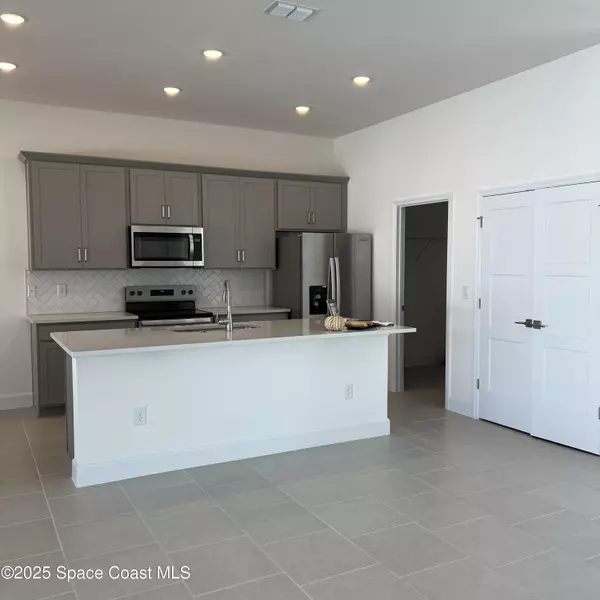 Palm Bay, FL 32907,1787 Fallon BLVD NE