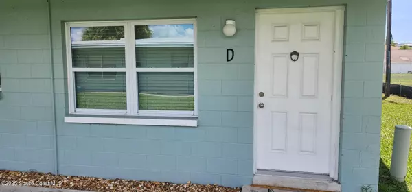 Cocoa Beach, FL 32931,123 Roosevelt AVE #D