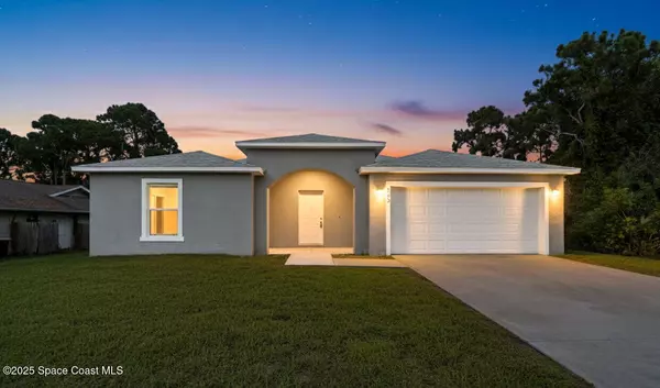 243 Eldron BLVD SE, Palm Bay, FL 32909