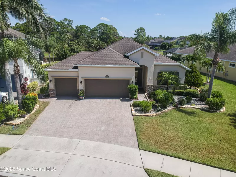 8553 Drayton CIR, Melbourne, FL 32940