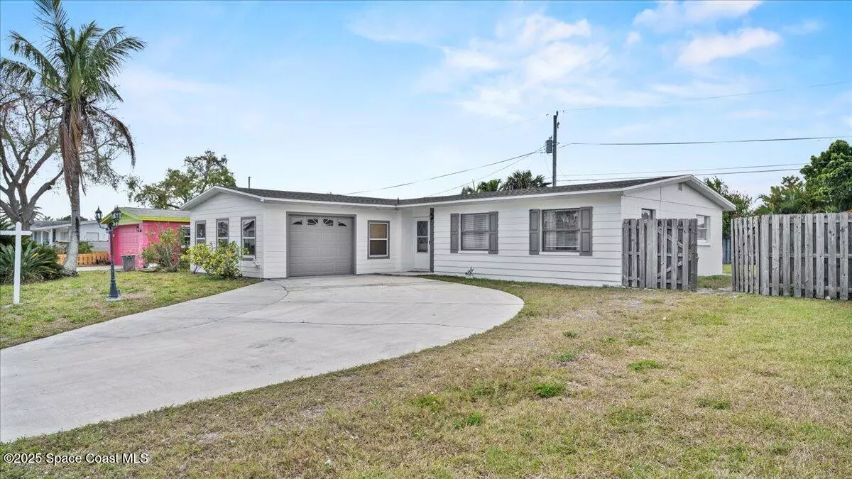 Merritt Island, FL 32953,875 Waikiki DR