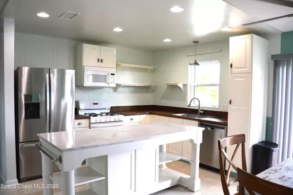 Merritt Island, FL 32952,1400 Glen Haven DR