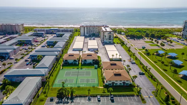 Cocoa Beach, FL 32931,3060 N Atlantic AVE #111