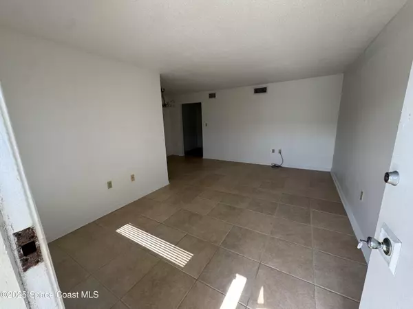 Cocoa Beach, FL 32931,5600 N Banana River BLVD #23