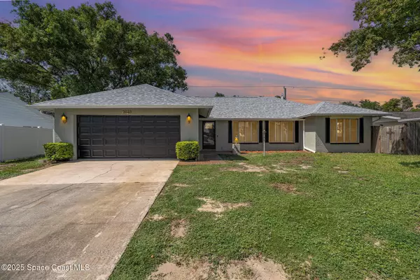 2040 Autumn ST, Titusville, FL 32780