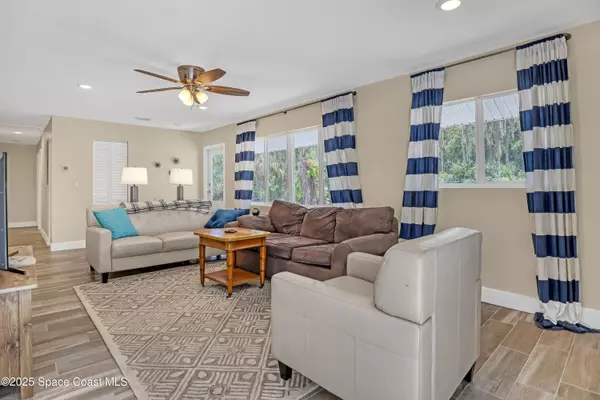 Merritt Island, FL 32953,625 Kings WAY