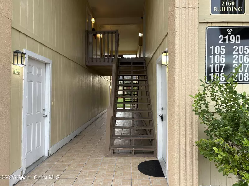 2190 Forest Knoll DR NE #90-105, Palm Bay, FL 32905