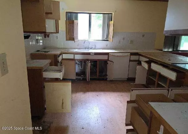 Palm Bay, FL 32907,1712 Apache ST NE