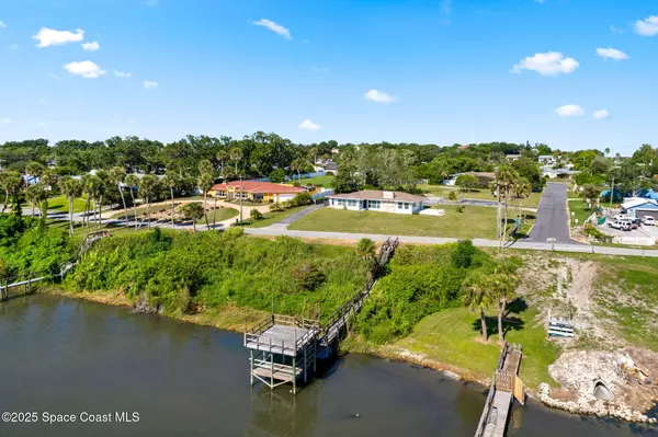 Cocoa, FL 32922,3109 Indian River DR