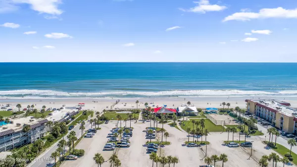 New Smyrna Beach, FL 32169,3700 S Atlantic AVE #202