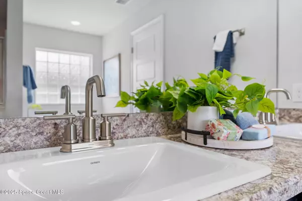 Palm Bay, FL 32908,880 De Groodt RD SW