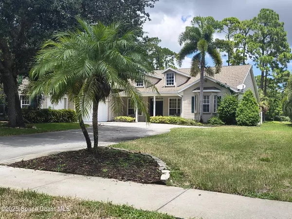 255 Brightwater DR SE, Palm Bay, FL 32909
