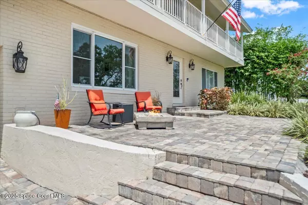 Cocoa, FL 32922,2125 Indian River DR