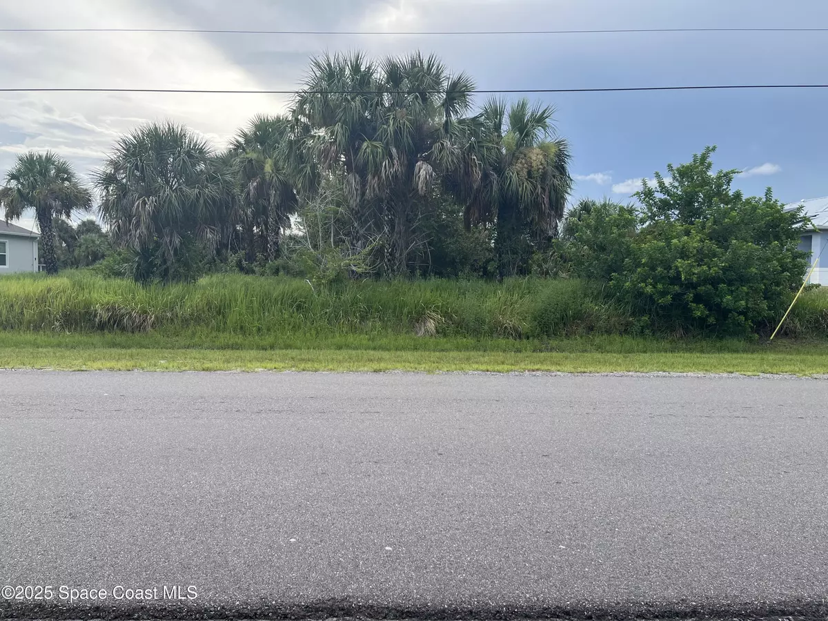 Palm Bay, FL 32908,2112 Madden AVE SW