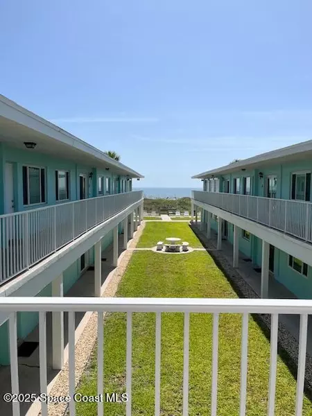 1563 S Atlantic AVE #13, Cocoa Beach, FL 32931
