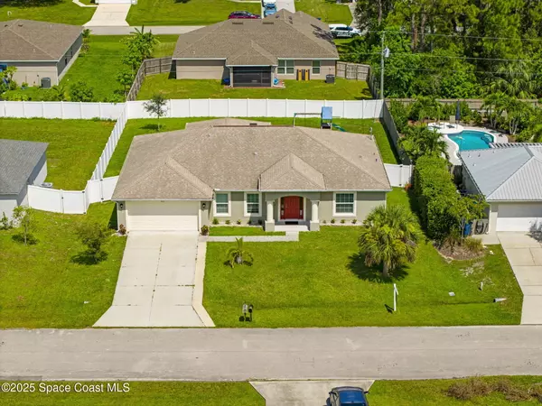 971 Aurelia AVE SE, Palm Bay, FL 32909