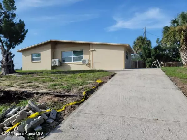 1700 Chaucer RD, Titusville, FL 32780