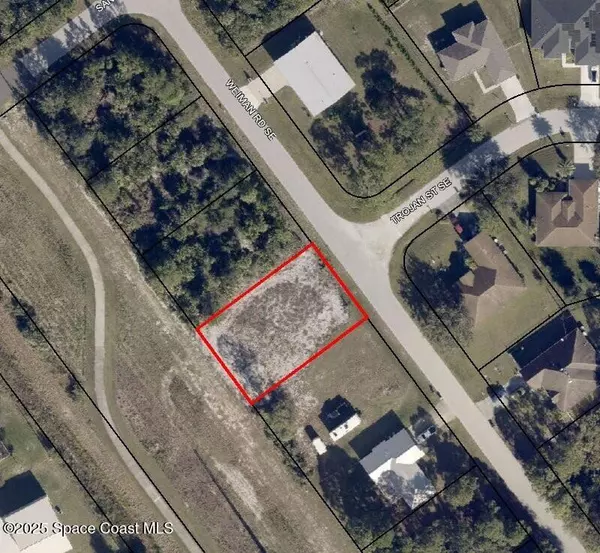 1450 Weiman RD SE, Palm Bay, FL 32909