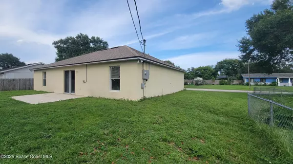 Palm Bay, FL 32907,210 Bordeaux AVE NE