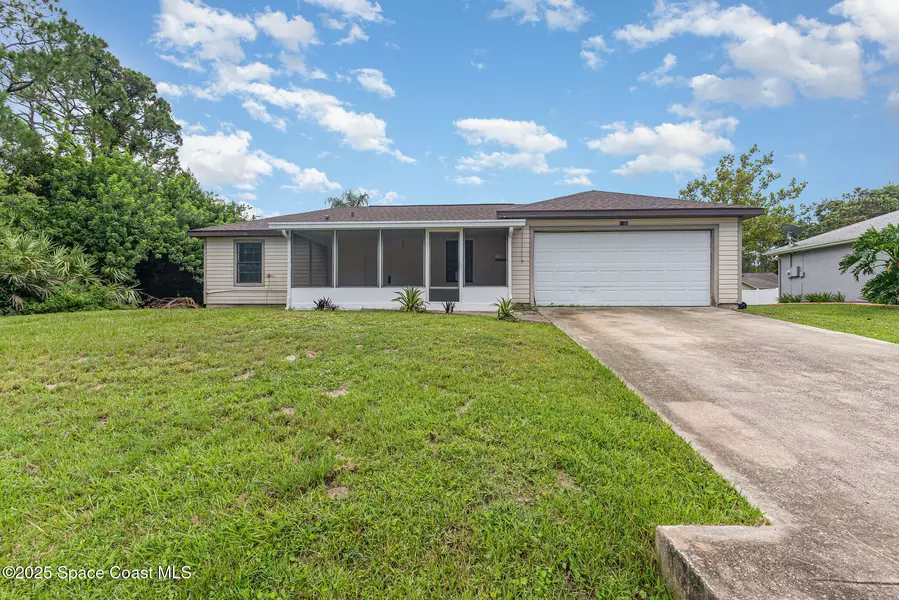 1184 Sapphire ST SE, Palm Bay, FL 32909