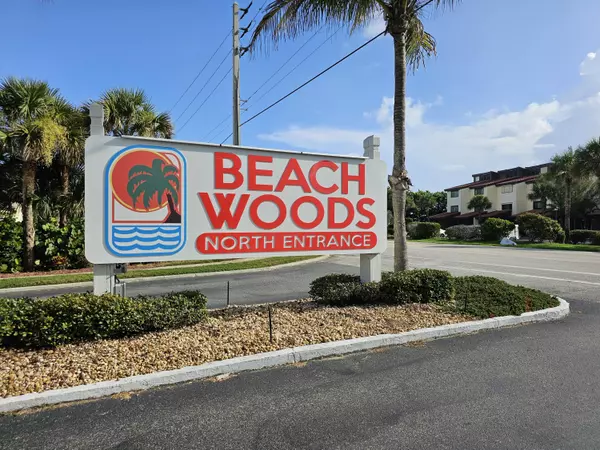 3233 Sea Oats CIR, Melbourne Beach, FL 32951