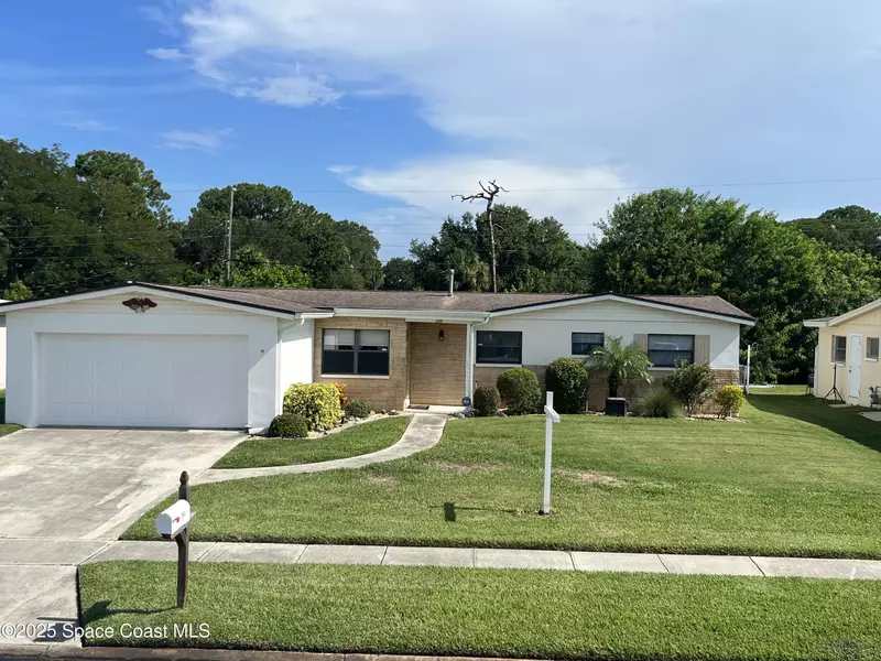 260 Melbourne AVE, Merritt Island, FL 32953