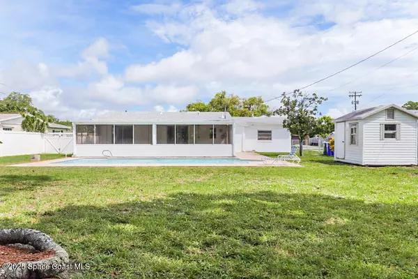 Rockledge, FL 32955,975 Kings Post RD