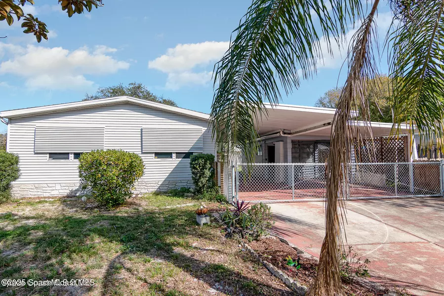 1585 Seneca DR, Melbourne, FL 32935