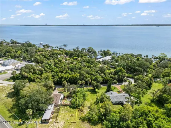 4635 Indian River DR, Cocoa, FL 32927