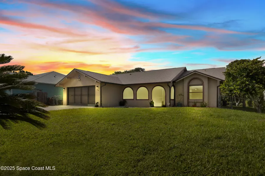 1790 Halfmoon ST NW, Palm Bay, FL 32907