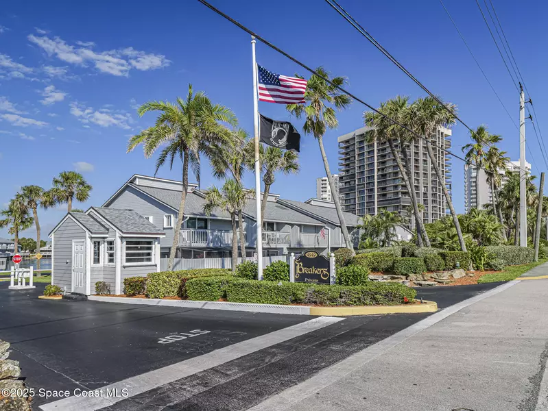 4949 N Highway A1a #112, Hutchinson Island, FL 34949