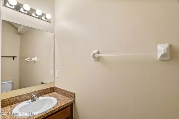 Melbourne, FL 32935,2775 Revolution ST #104