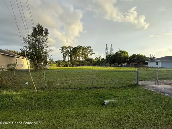 440 Americana BLVD NE, Palm Bay, FL 32907
