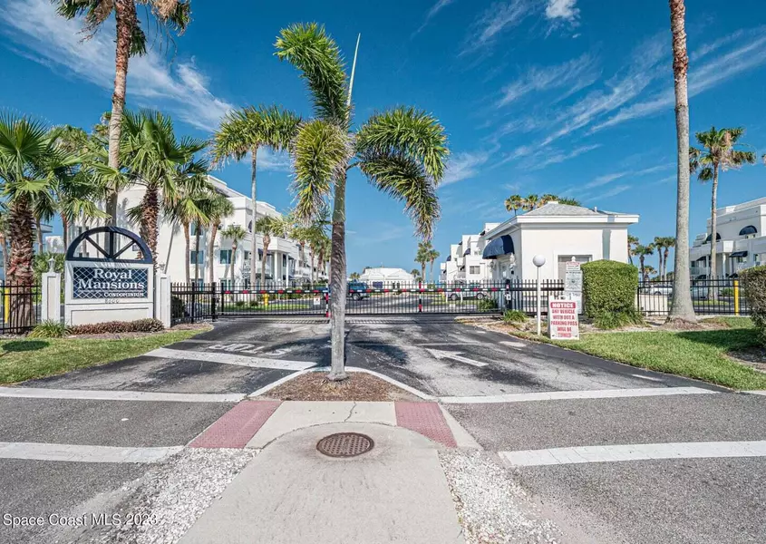 8600 Ridgewood AVE #1210, Cape Canaveral, FL 32920