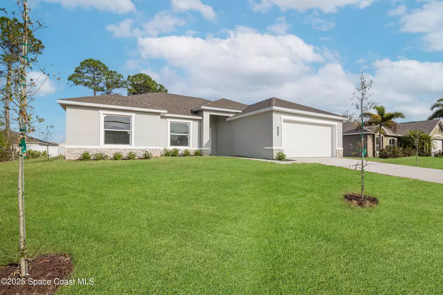 1219 Ragen RD SE, Palm Bay, FL 32909