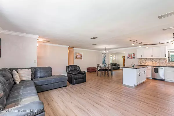 Daytona Beach, FL 32124,1459 Admiral Halsey AVE