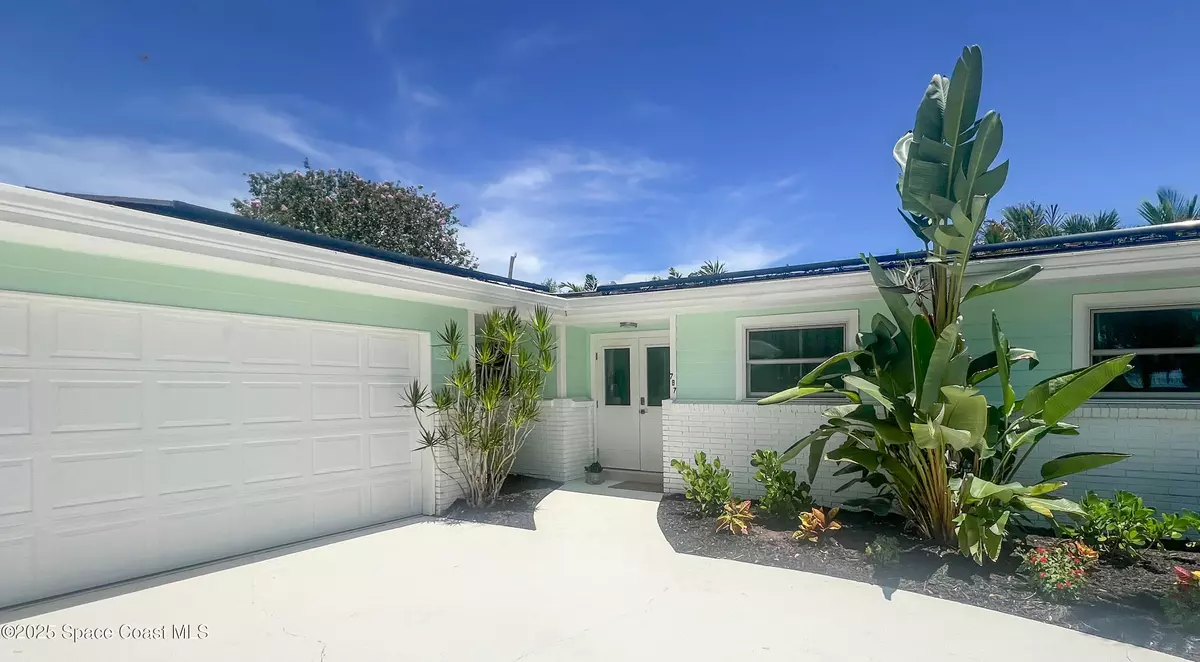 Cocoa Beach, FL 32931,787 Nassau RD