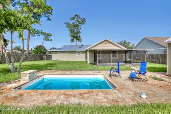 Palm Bay, FL 32907,997 Camden AVE NW
