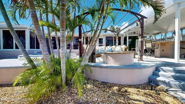 Satellite Beach, FL 32937,457 Penguin DR