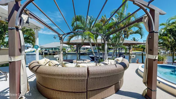 Satellite Beach, FL 32937,457 Penguin DR