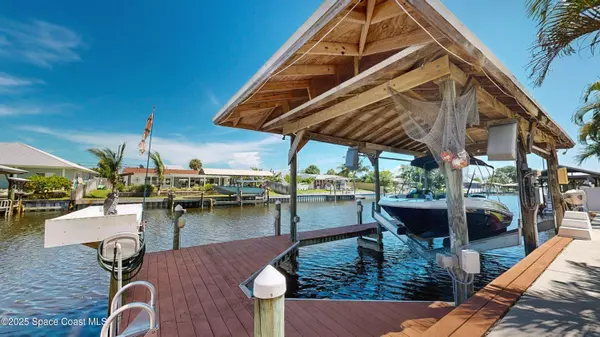 Satellite Beach, FL 32937,457 Penguin DR